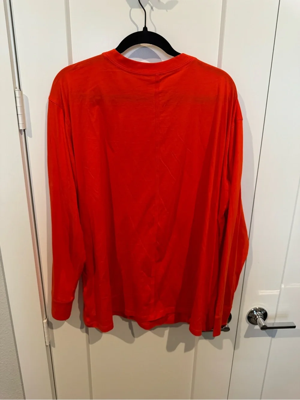 lululemon athletica Men's Long-Sleeve Crew in Bright Red